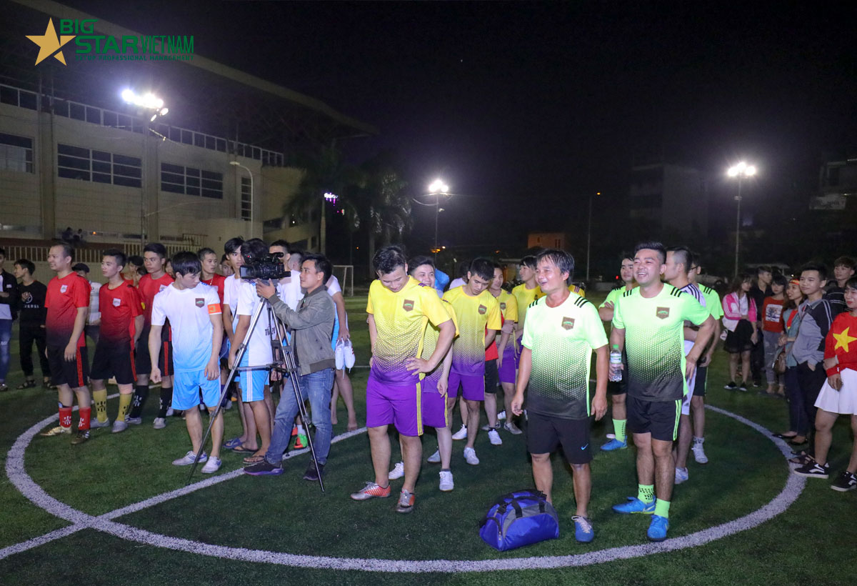 4 đội b&oacute;ng tham dự giải đấu